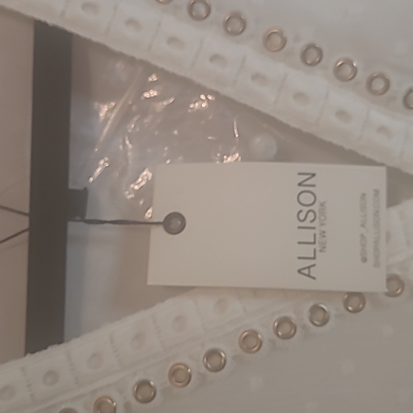 Top - Picture 3 of 3